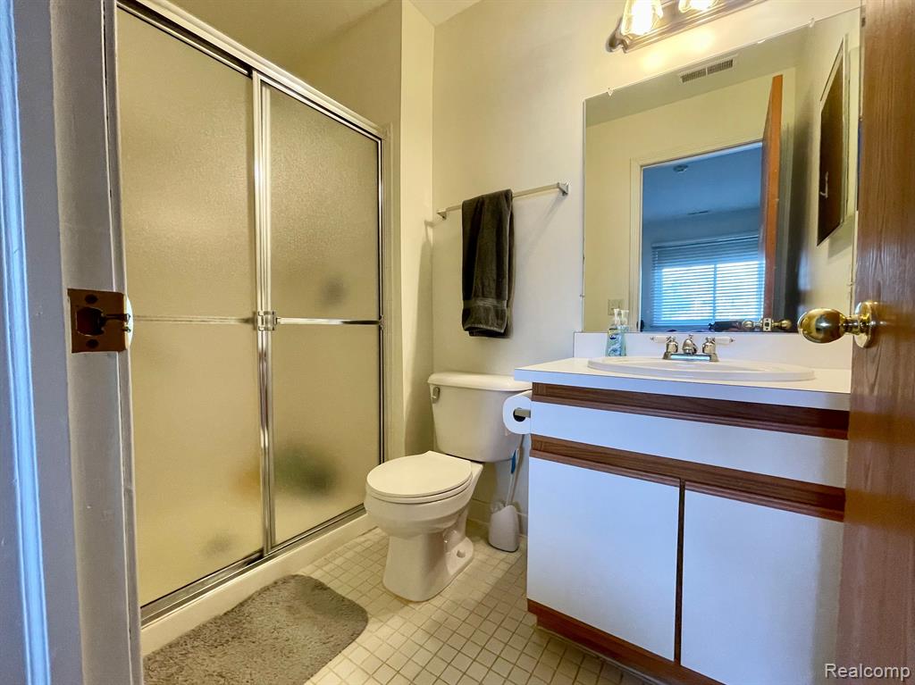 42738 LILLEY POINTE Drive, 201, Canton, MI 48187 — Photo 12