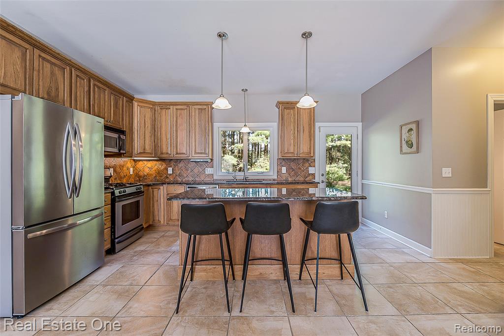 7155 Campbell Mills Court, Brighton, MI 48116 — Photo 15