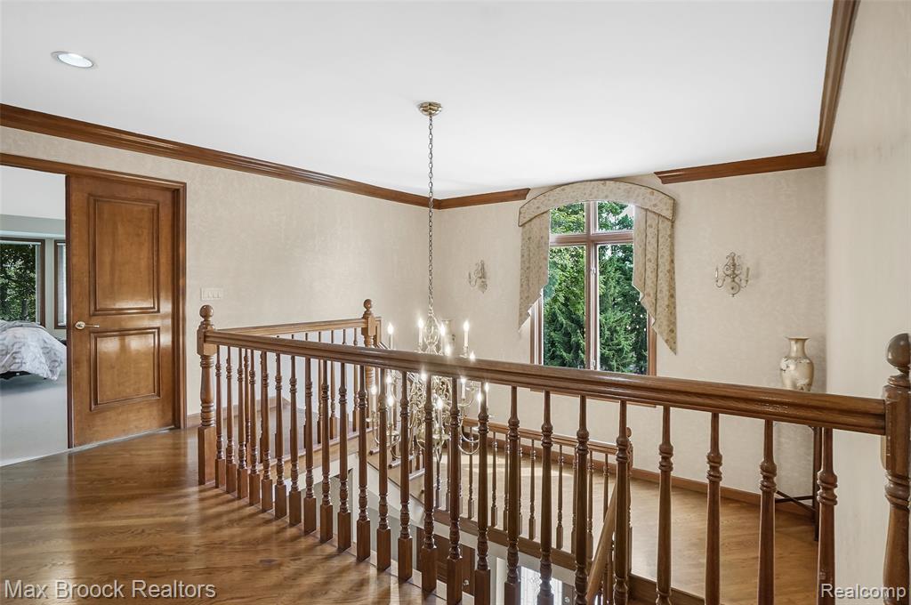 60 Kingsley Manor Drive, Bloomfield Hills, MI 48304 — Photo 32
