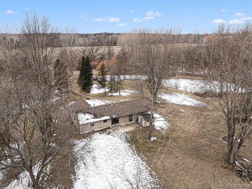 5051 Dutcher Road, Howell, MI 48843 — Photo 29