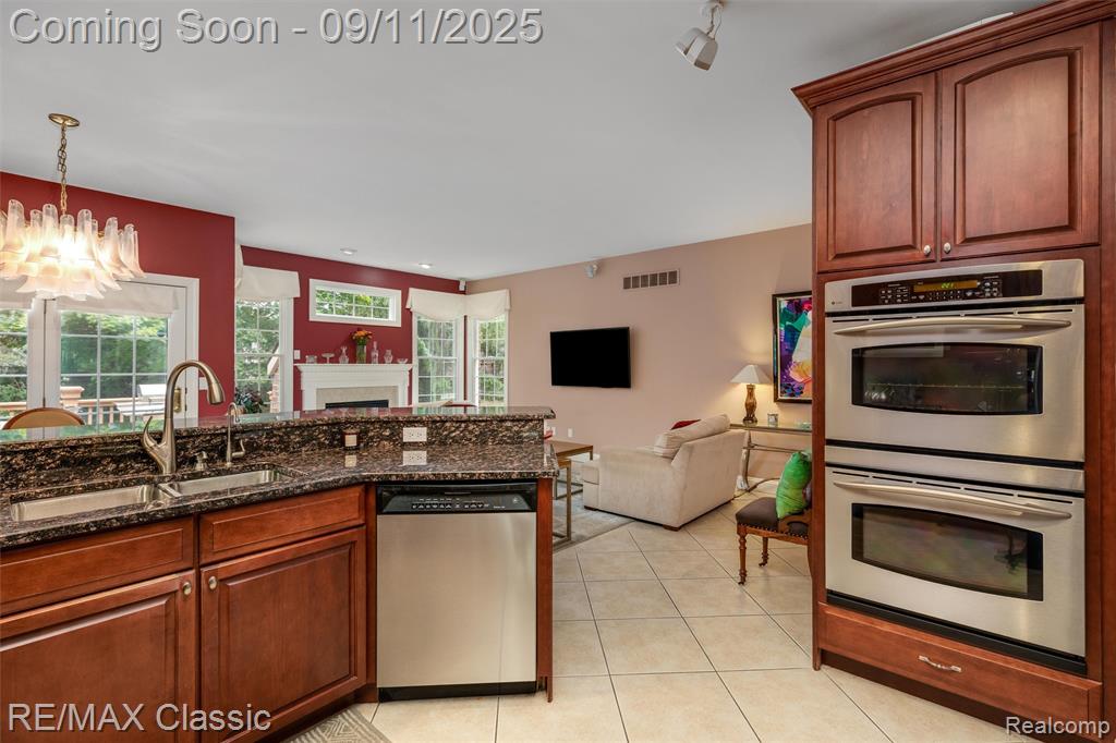 44505 Broadmoor Boulevard, Northville, MI 48168 — Photo 20