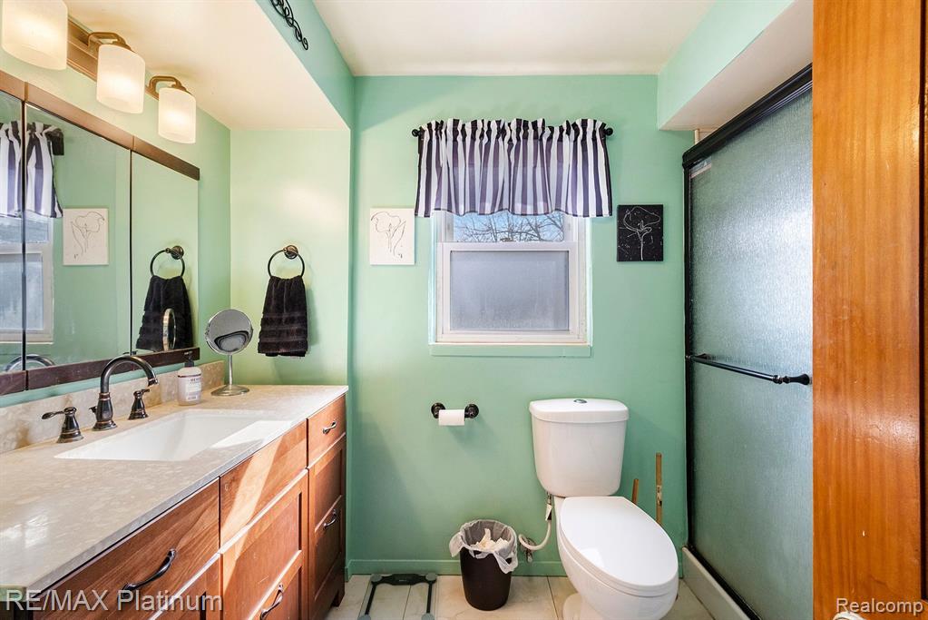 17801 CORUNNA Road, Chesaning, MI 48616 — Photo 19