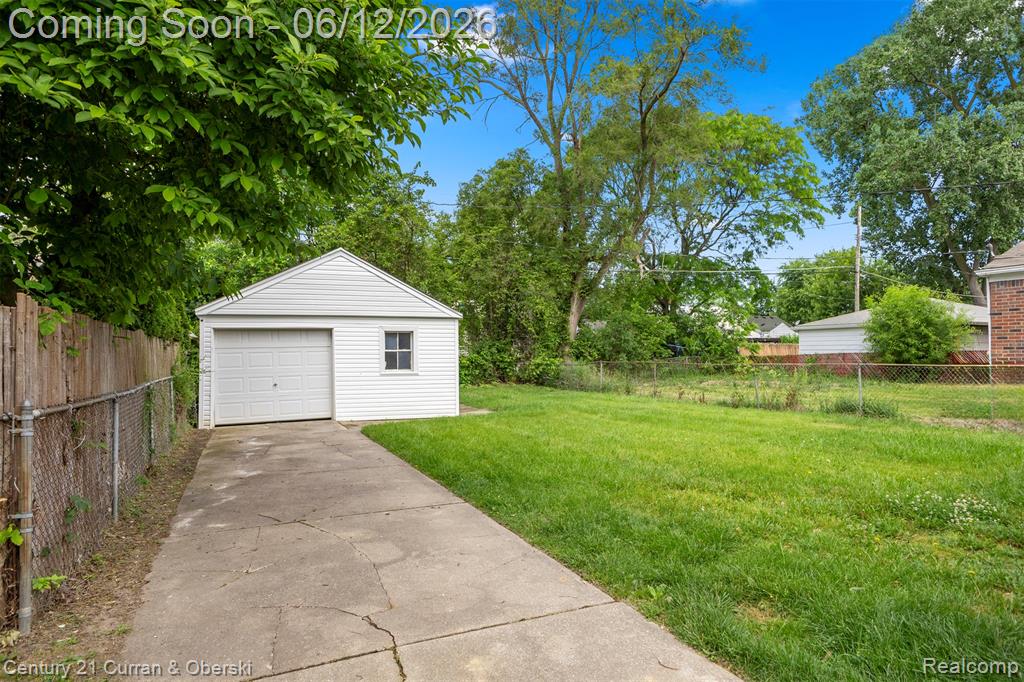6719 Parkland Street, Dearborn Heights, MI 48127 — Photo 27