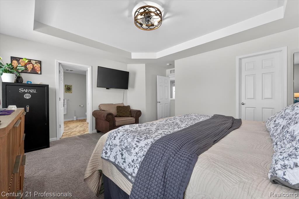 54407 Heron Circle, New Baltimore, MI 48047 — Photo 30