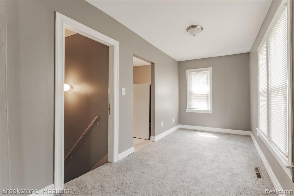 744 Saint Clair Street, Pontiac, MI 48340 — Photo 18