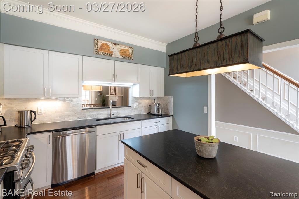 39587 Dun Rovin Drive, 68, Northville, MI 48168 — Photo 16