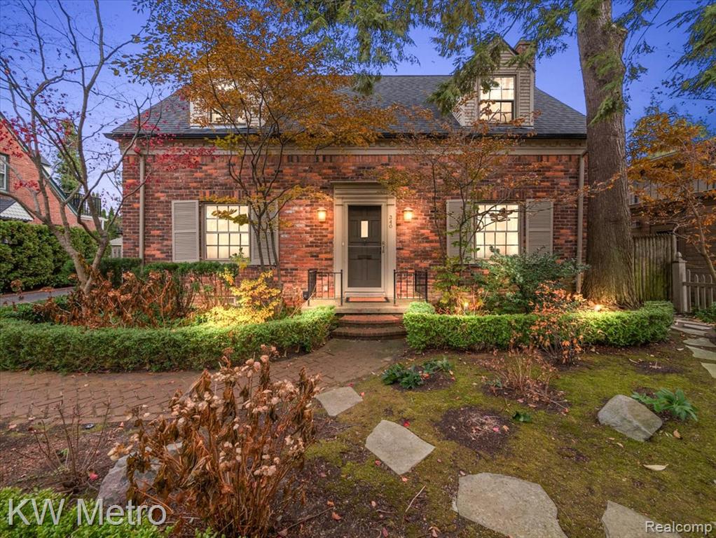 340 Kercheval Avenue, Grosse Pointe Farms, MI 48236 — Photo 36