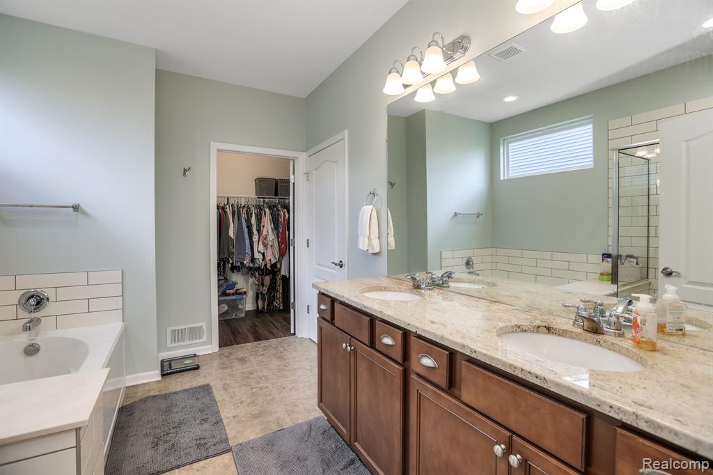 50013 NORFOLK Court, Canton, MI 48188 — Photo 15
