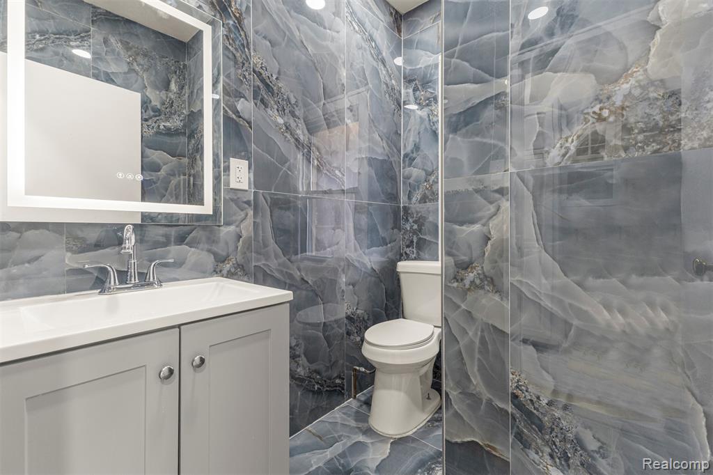 7830 Miller Road, Dearborn, MI 48126 — Photo 18