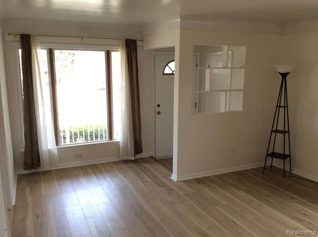603 HIGHLAND Avenue N, Lincoln Park, MI 48146 — Photo 5