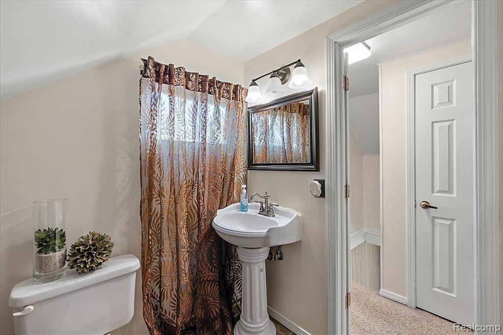 6738 GRAND BEACH Drive, Brighton, MI 48114 — Photo 36