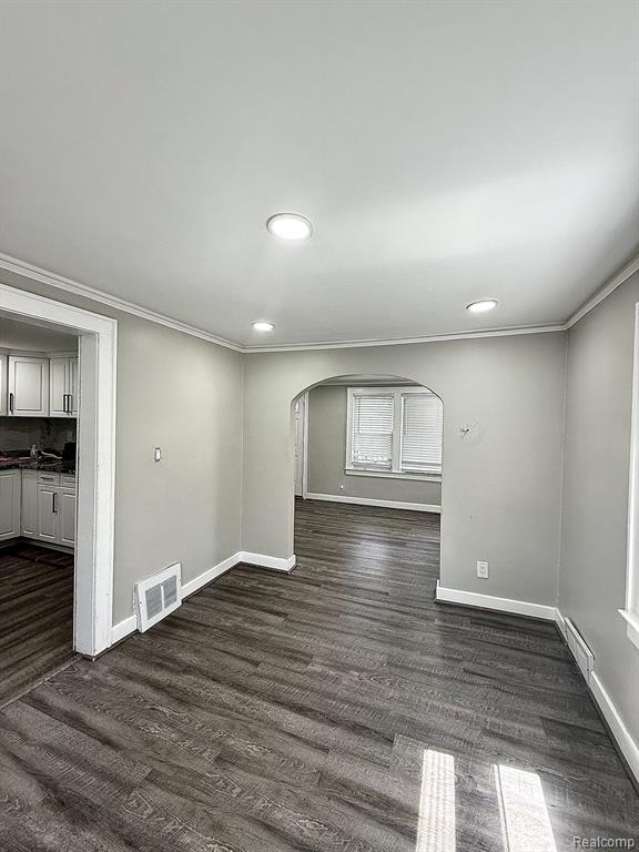 6101 ORCHARD Avenue, Dearborn, MI 48126 — Photo 5