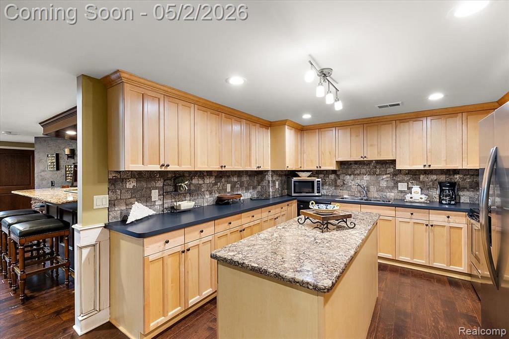 930 Bear Creek Court, Rochester, MI 48306 — Photo 63