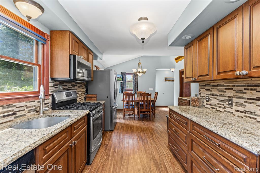 5361 Frankwill Avenue, Clawson, MI — Photo 10