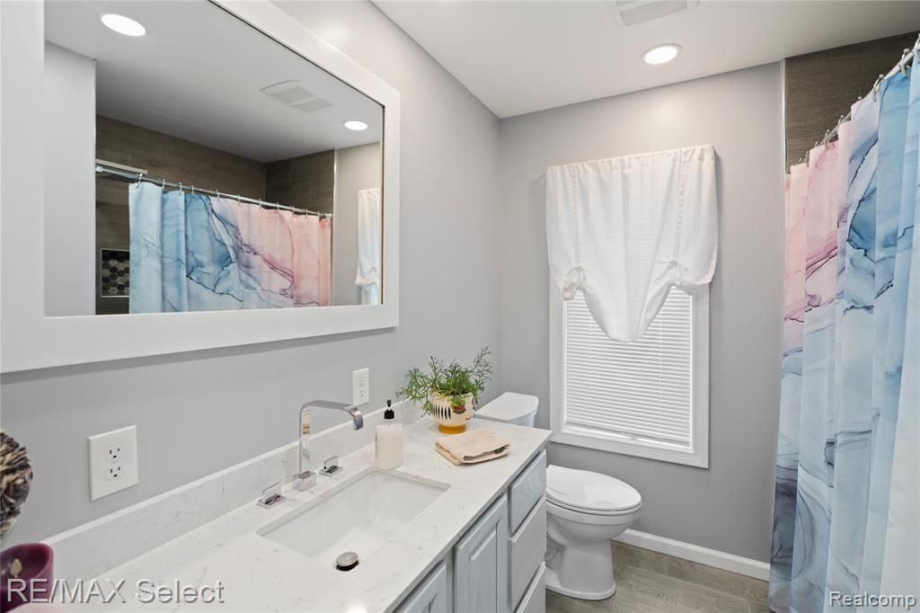 5293 Lin Hill Drive, Swartz Creek, MI 48473 — Photo 31