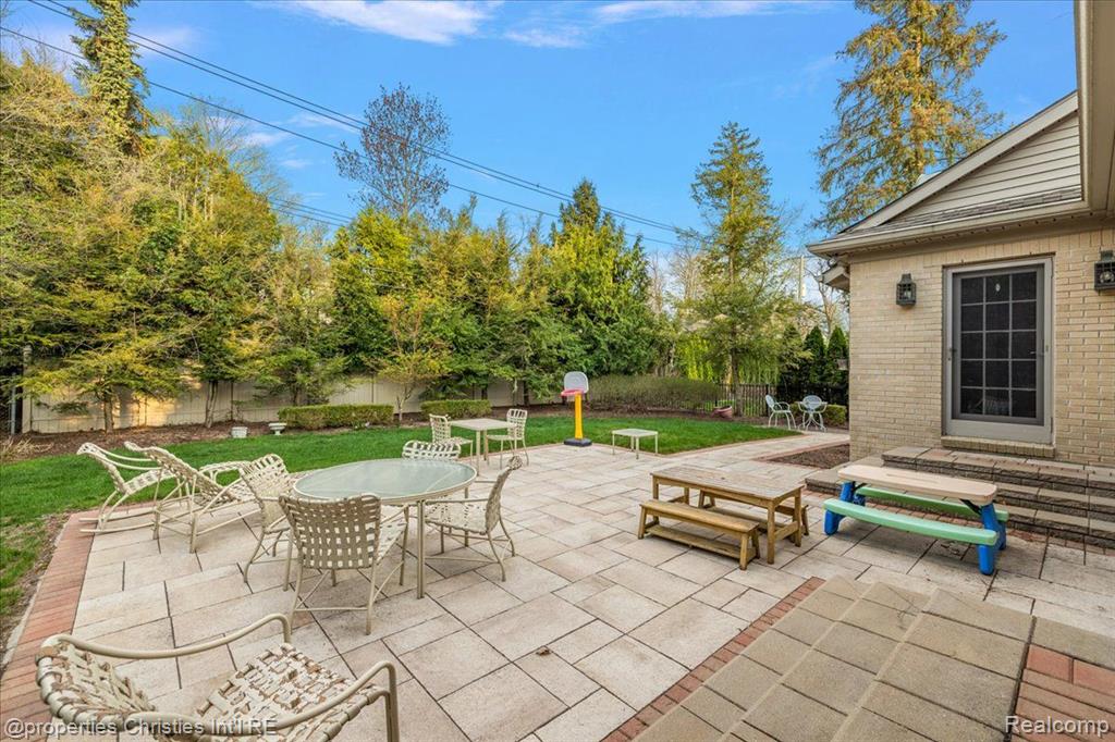 765 S Glenhurst Drive, Birmingham, MI 48009 — Photo 58