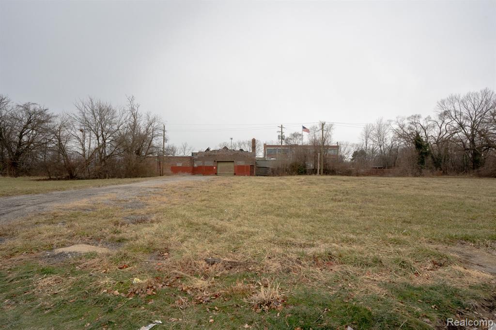 1185 Concord Street - Photo 4