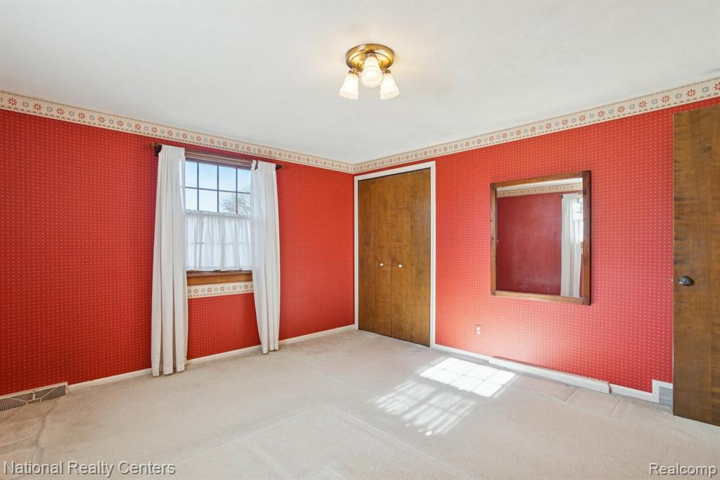 5621 Eastman Boulevard, West Bloomfield, MI 48323 — Photo 27