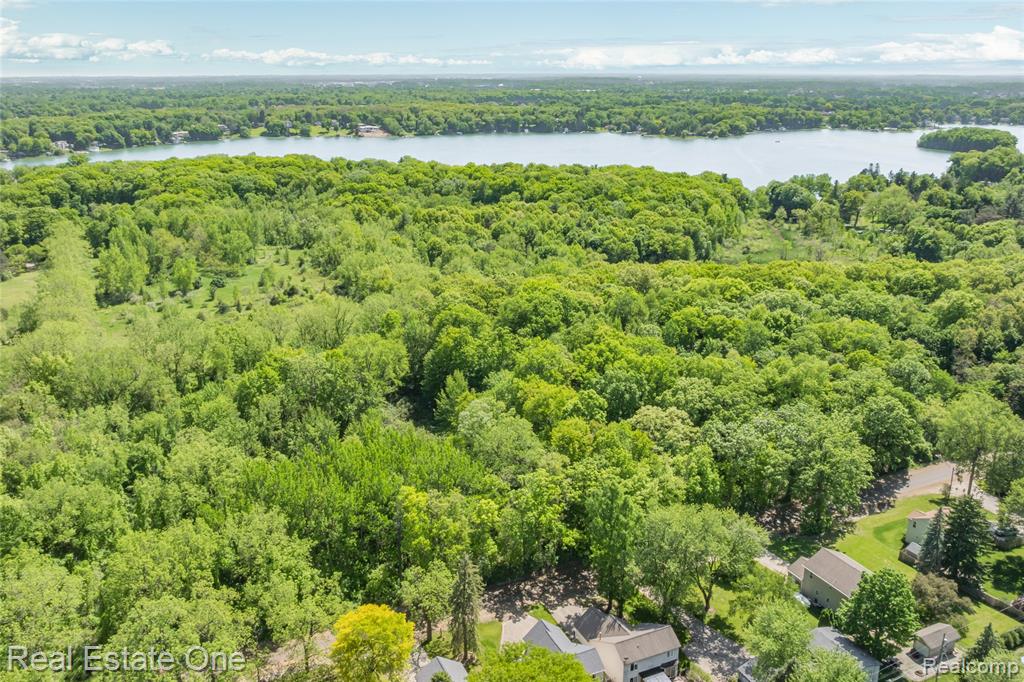 344 N Lake Angelus Road, Auburn Hills, MI 48326 — Photo 54