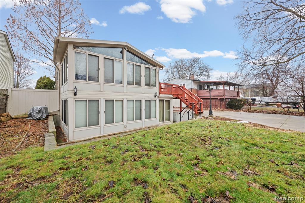 31733 E Ditner Drive, Rockwood, MI — Photo 32