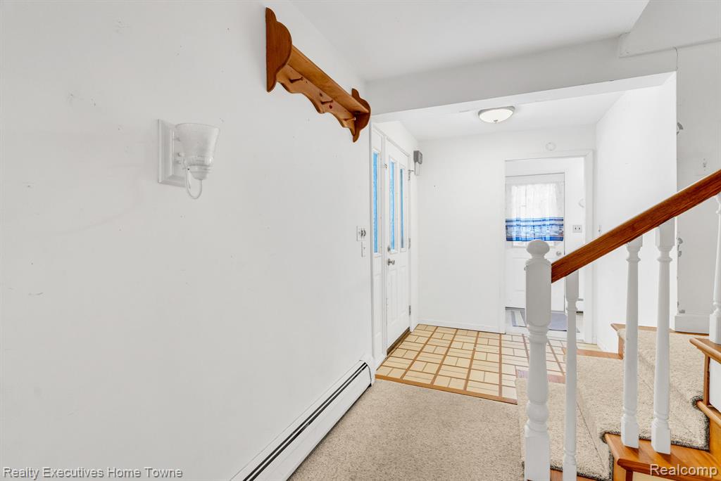 5430 Lakeshore Road, Fort Gratiot, MI 48059 — Photo 17
