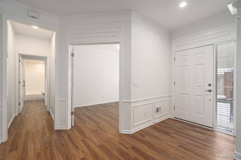 530 Wyngate Drive, Rochester, MI 48307 — Photo 18