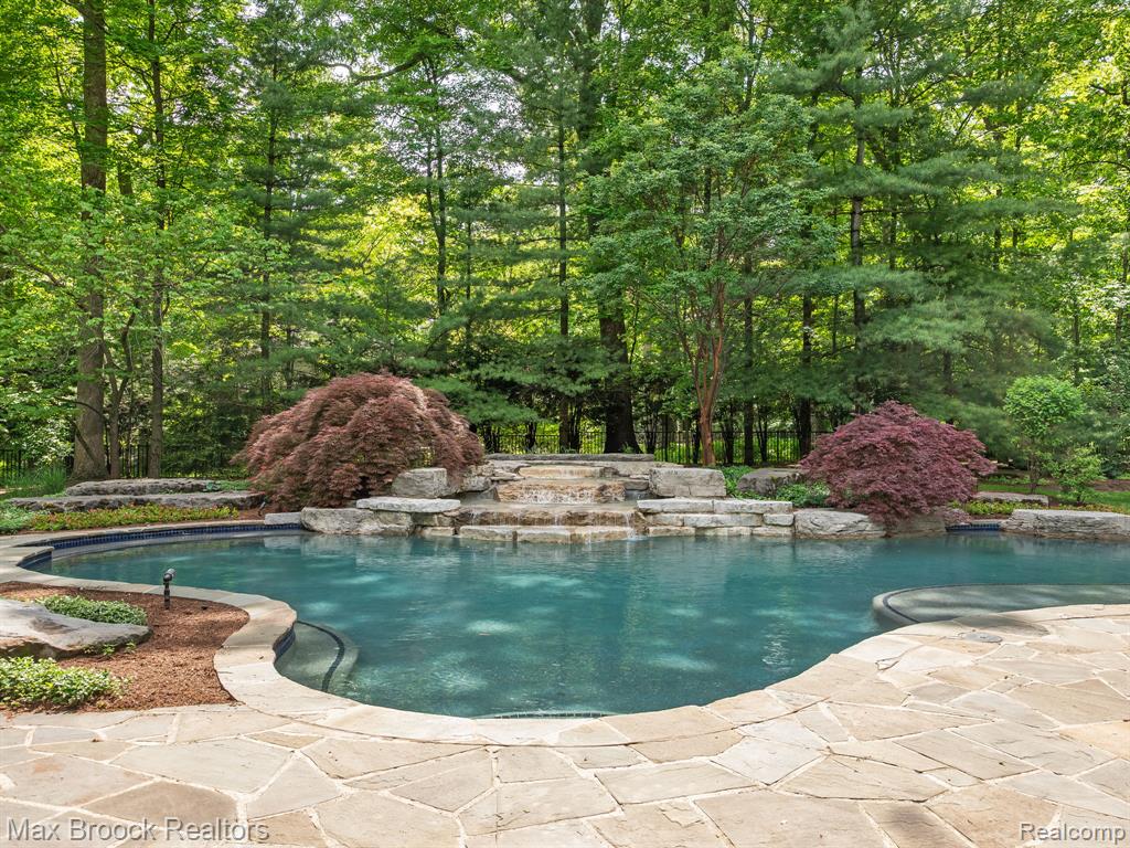 5130 Deep Wood Road, Bloomfield Hills, MI 48302 — Photo 69