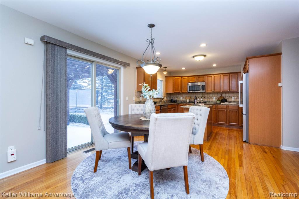 24975 Bloomfield Court, Novi, MI — Photo 12