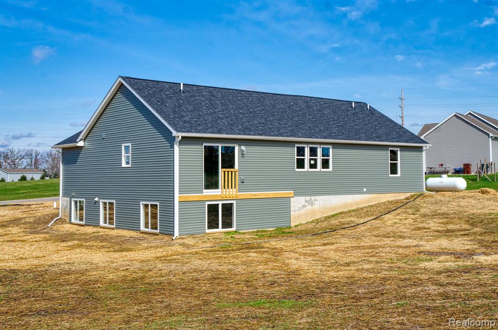 2105 ADELINES Way, Fowlerville, MI 48836 — Photo 17