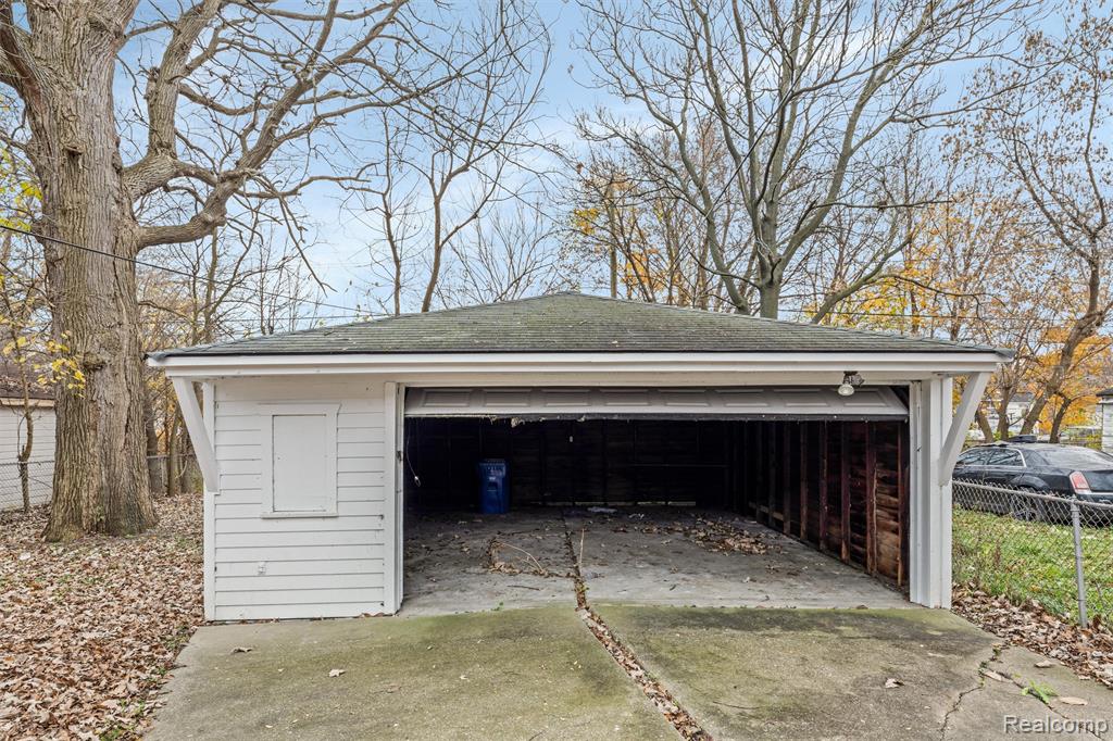 16446 E State Fair Street, Detroit, MI 48205 — Photo 27