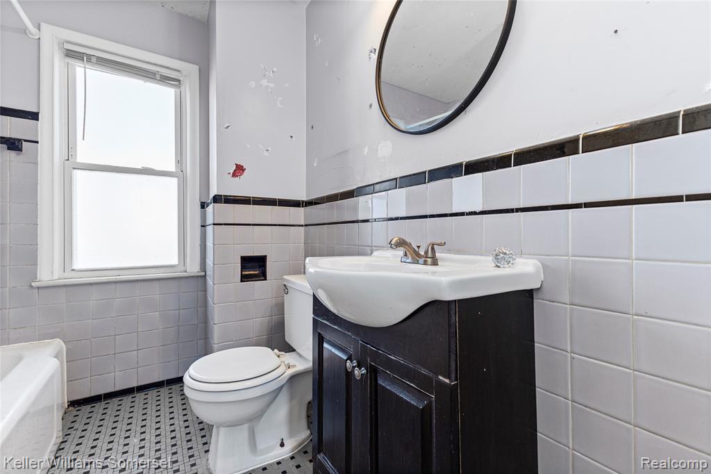 8626 Brace Street, Detroit, MI 48228 — Photo 19