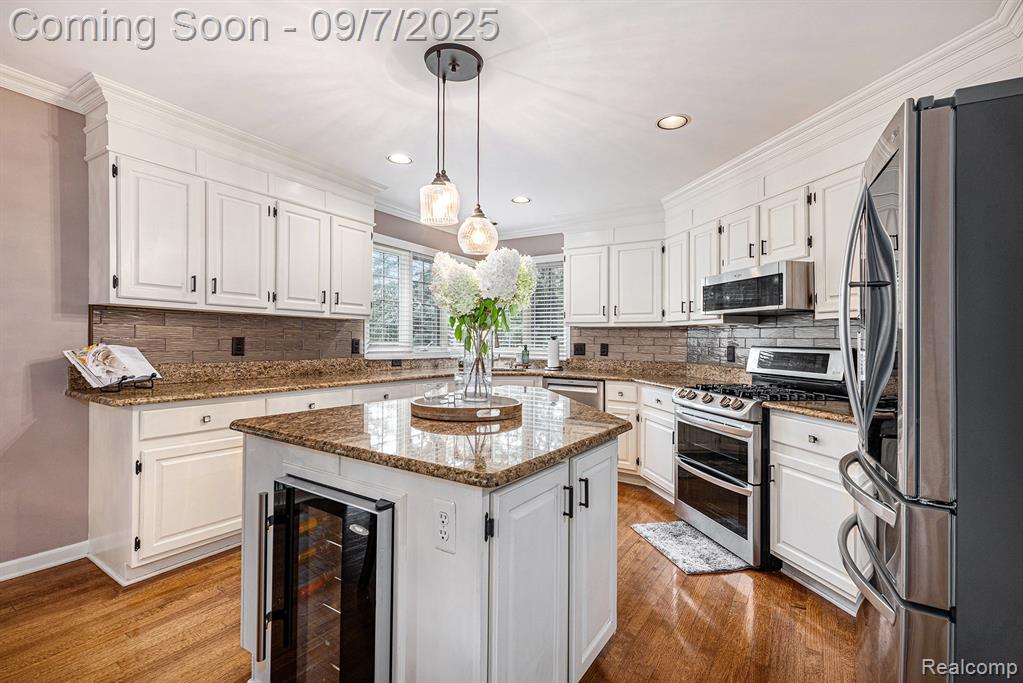 43459 Chardonnay Drive, Sterling Heights, MI 48314 — Photo 14