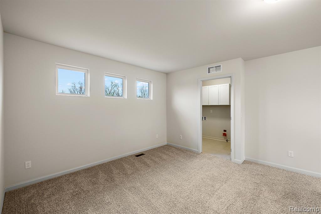 51794 Maple Leaf Drive, Macomb, MI 48042 — Photo 34
