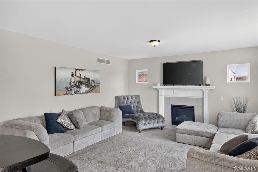 5168 Bradmore Lane, Warren, MI 48092 — Photo 12