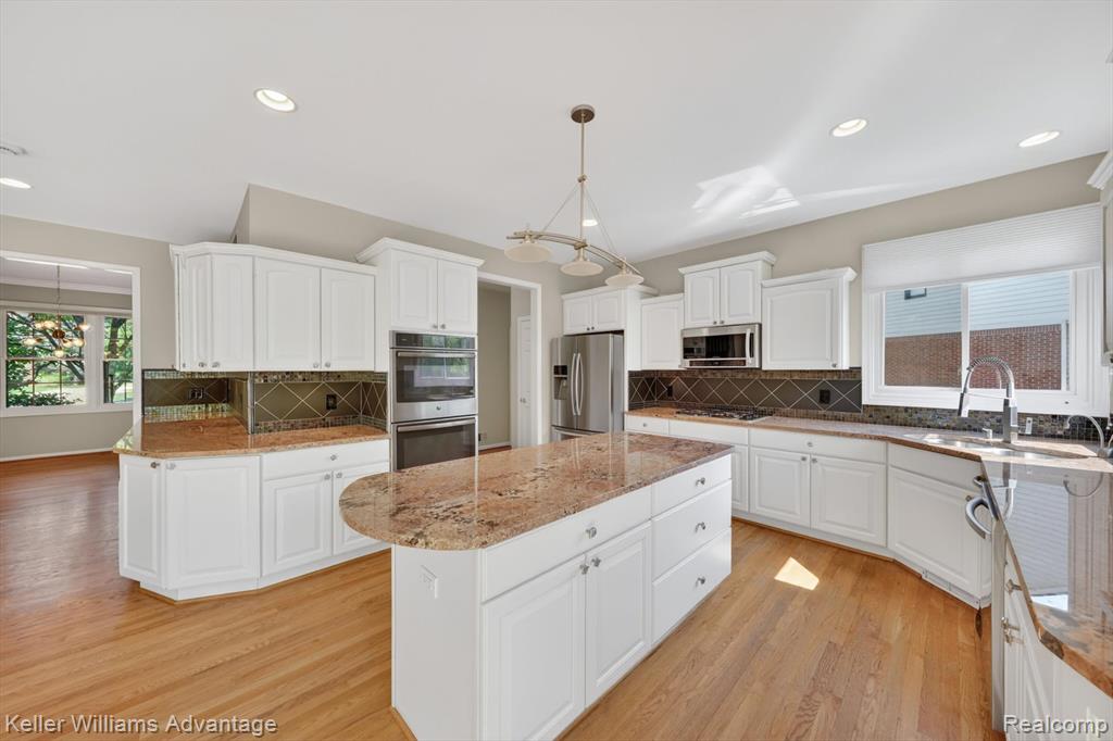 6356 Branford Drive, West Bloomfield, MI — Photo 21