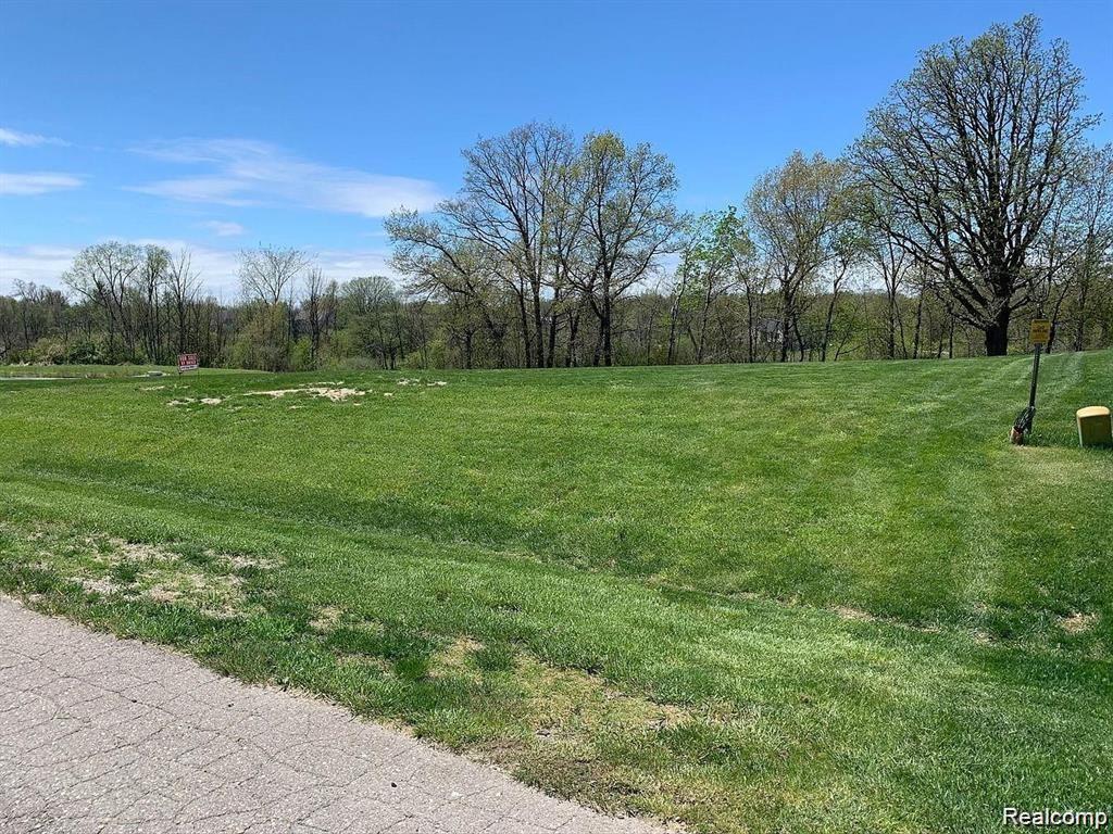 550 Pheasant Ridge Court, Ortonville, MI 48462 — front exterior