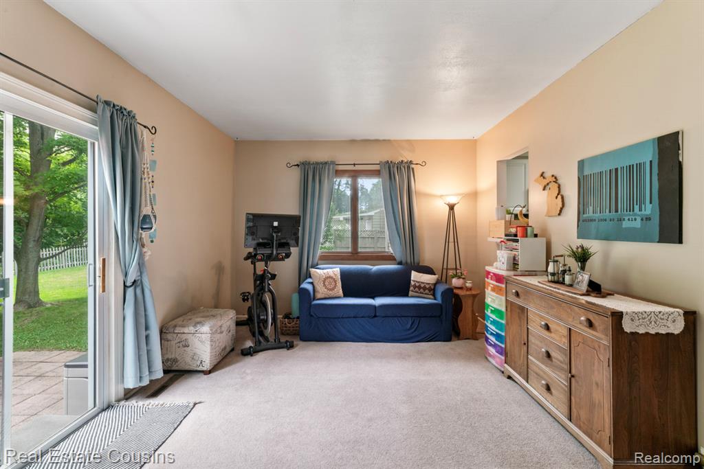 8419 Belle Bluff Drive, Grand Blanc, MI 48439 — Photo 13