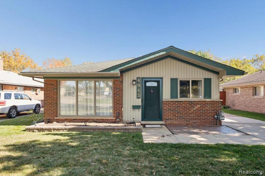 4943 Pardee Avenue, Dearborn Heights, MI 48125 — front exterior