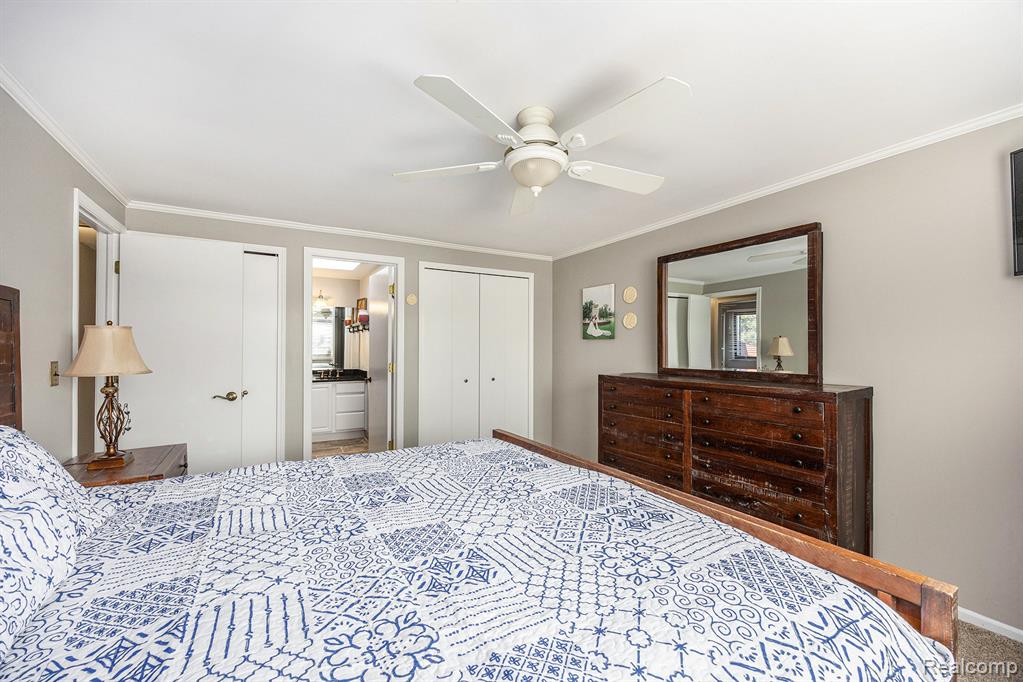 47751 Chrys Road, Macomb, MI 48044 — Photo 16