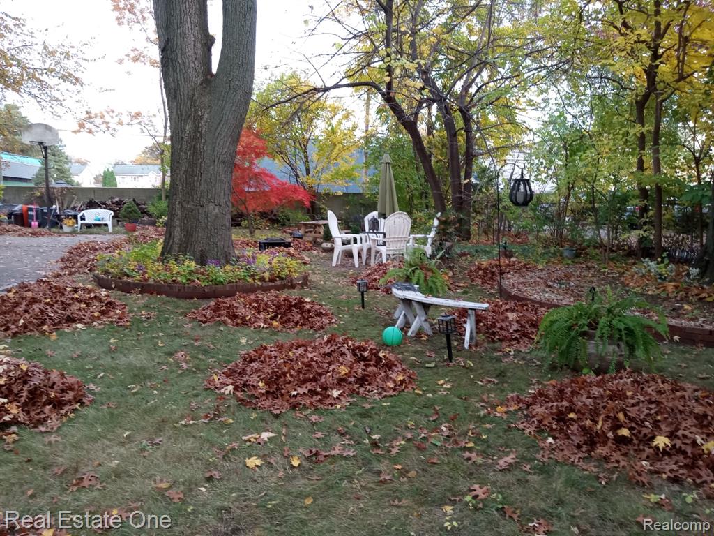 400 Stratford Road, Ferndale, MI 48220 — Photo 26