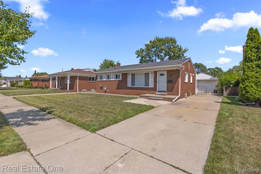 6118 Amboy Street, Dearborn Heights, MI 48127 — Photo 2