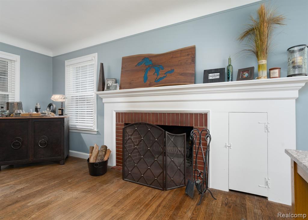 27714 California Drive NE, Lathrup Village, MI 48076 — Photo 5