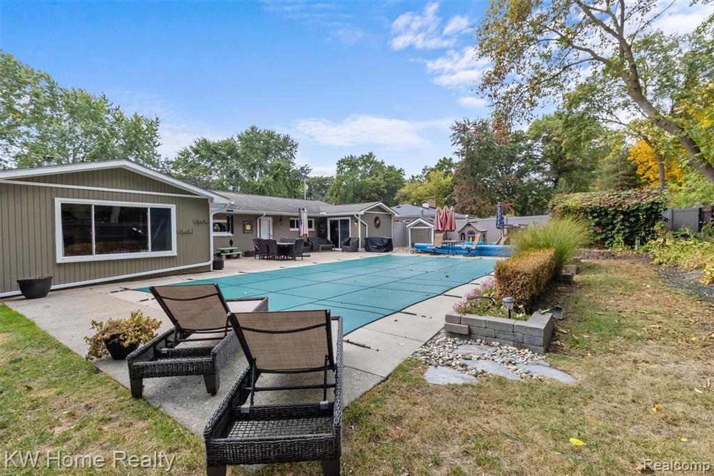 8648 Golfside Drive, Commerce Twp, MI 48382 — Photo 39