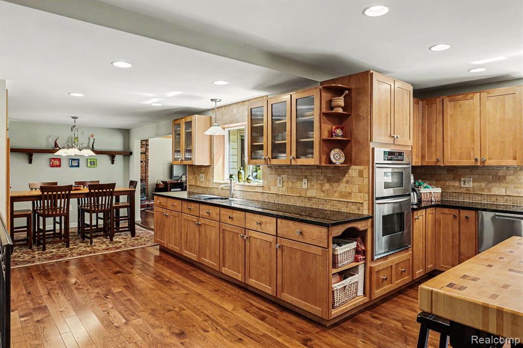 2080 Teggerdine Road, White Lake, MI — Photo 4