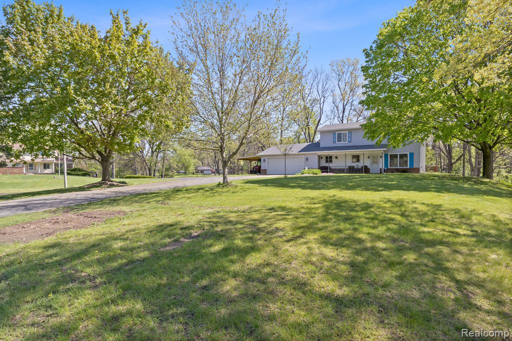4471 SPRING OAKS Lane, Brighton, MI 48114 — Photo 27