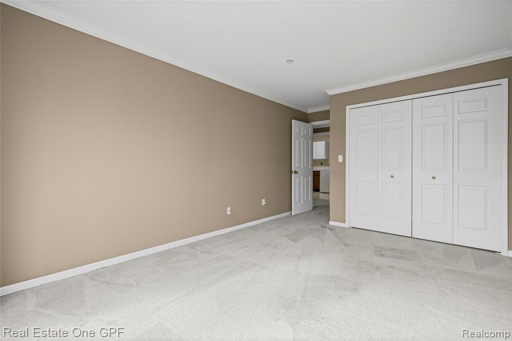 12 Pointe Park Place, Grosse Pointe Park, MI 48230 — Photo 23