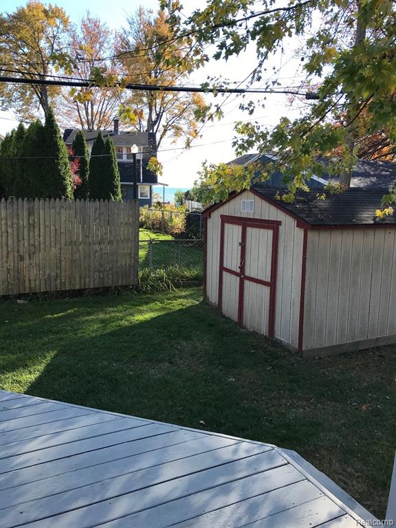 50763 Lenox Street, New Baltimore, MI 48047 — Photo 12
