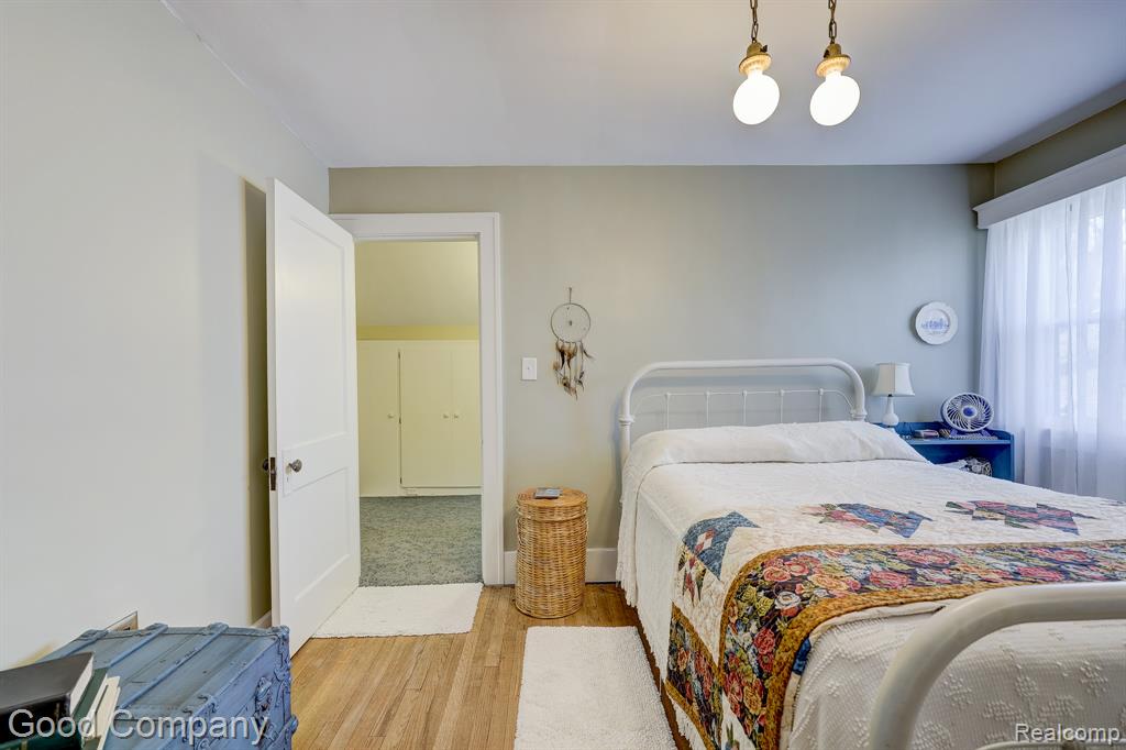923 W 11 Mile Road, Royal Oak, MI 48067 — Photo 36