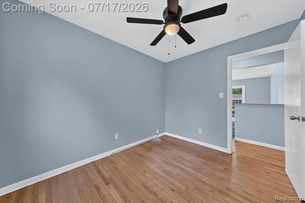 903 Bernie Lane, Madison Heights, MI 48071 — Photo 17