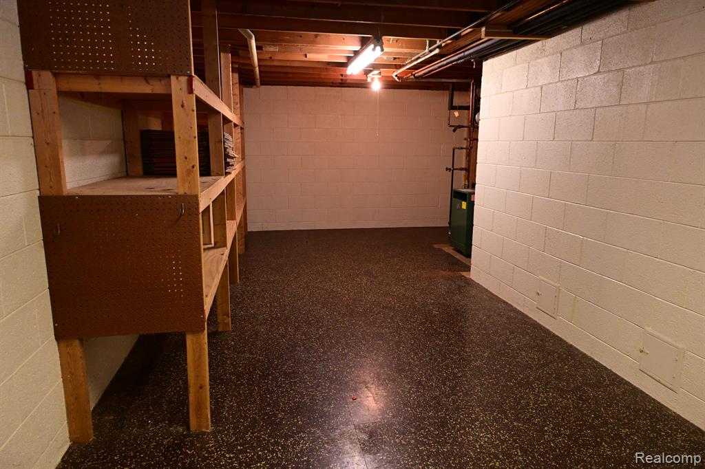 4160 MONTGOMERY Drive, Shelby Twp, MI 48316 — Photo 10